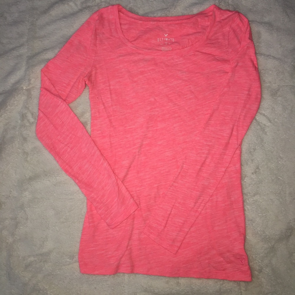 American Eagle Ultimate Tee